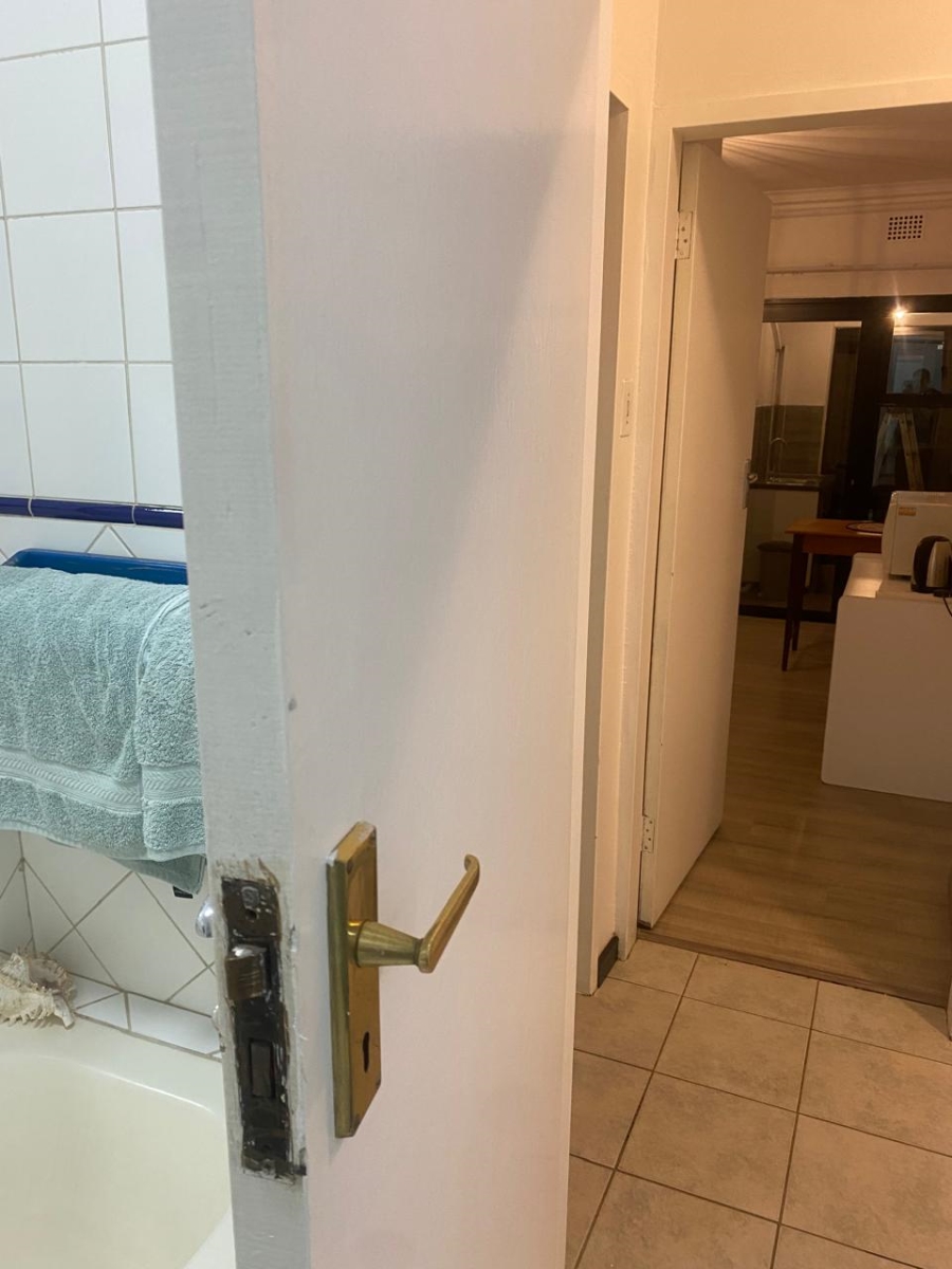 5 Bedroom Property for Sale in Waterkloof Ridge Gauteng