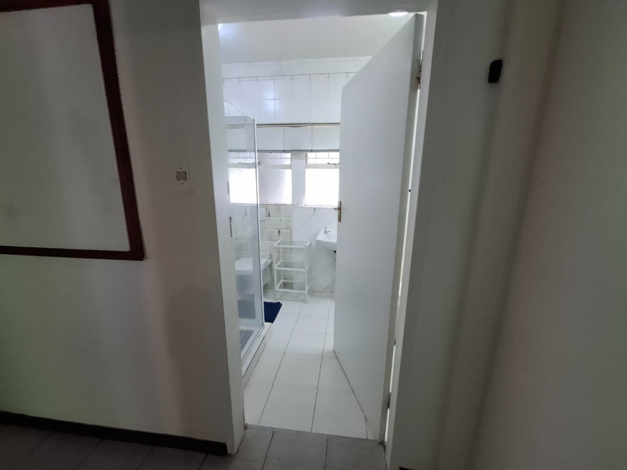 5 Bedroom Property for Sale in Waterkloof Ridge Gauteng