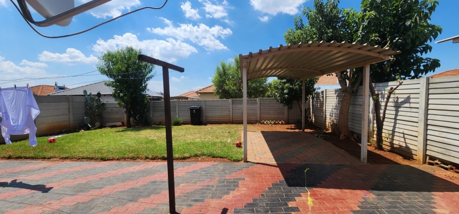 3 Bedroom Property for Sale in Sky City Gauteng