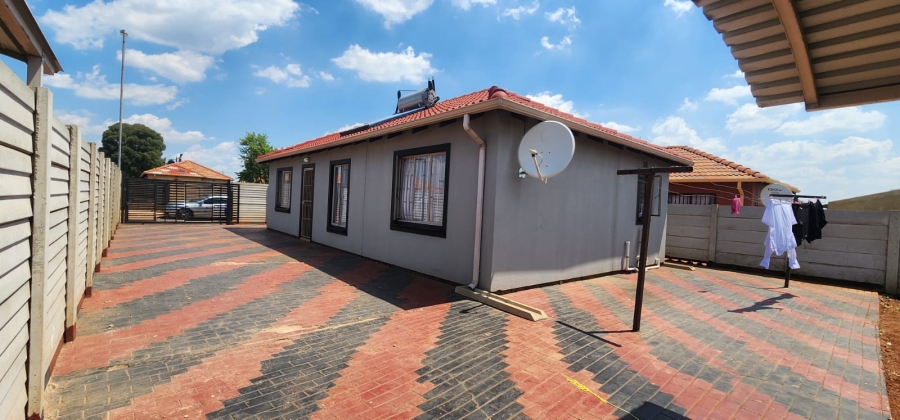 3 Bedroom Property for Sale in Sky City Gauteng
