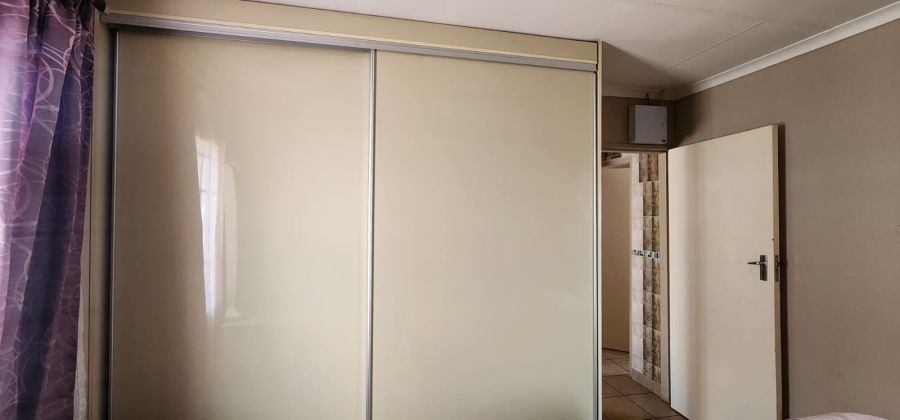 3 Bedroom Property for Sale in Sky City Gauteng