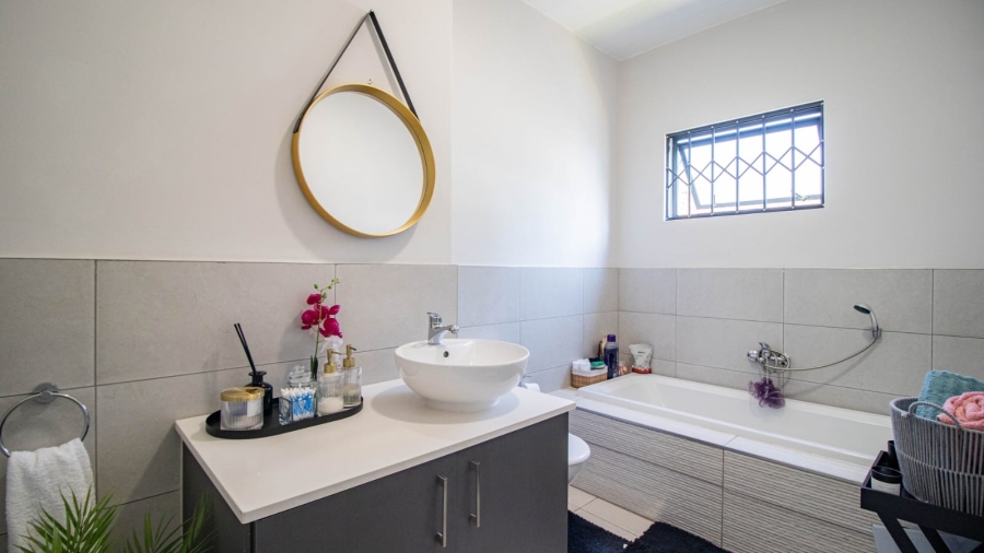 3 Bedroom Property for Sale in Brentwood Park Gauteng