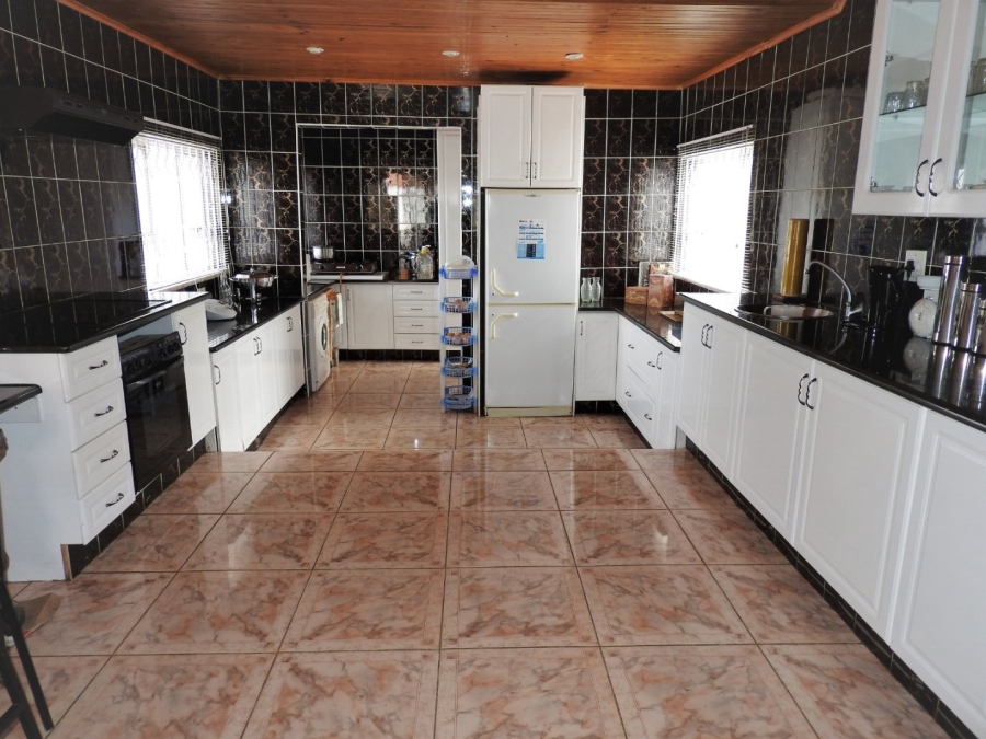 4 Bedroom Property for Sale in Vaal Marina Gauteng