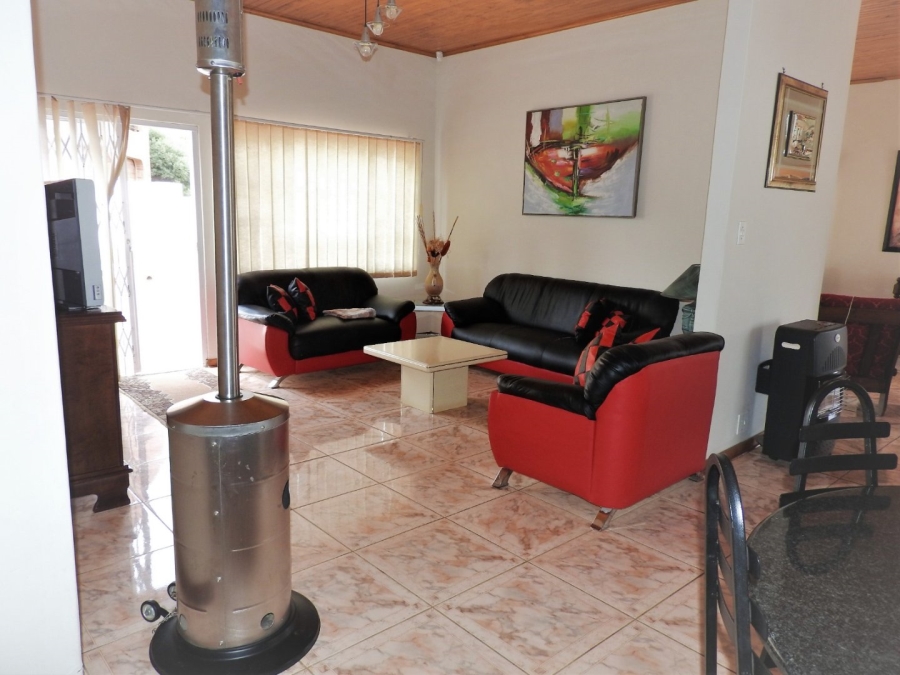 4 Bedroom Property for Sale in Vaal Marina Gauteng