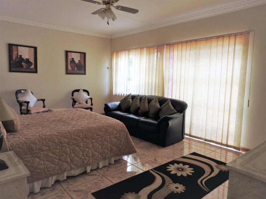 4 Bedroom Property for Sale in Vaal Marina Gauteng