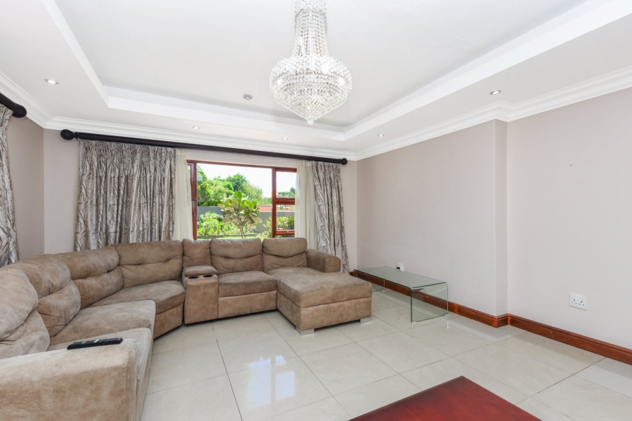 4 Bedroom Property for Sale in Bloubosrand Gauteng