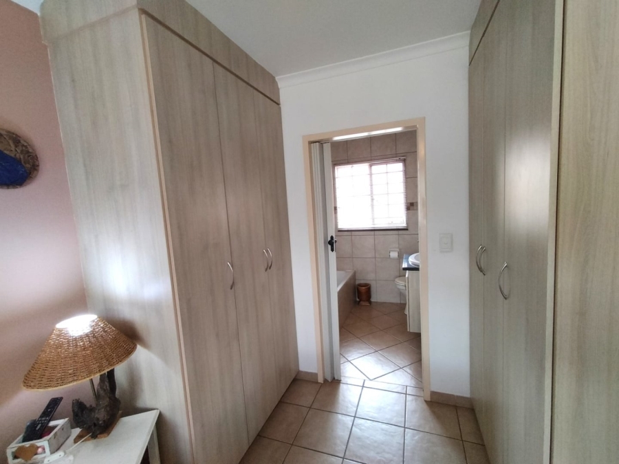 2 Bedroom Property for Sale in Annlin Gauteng