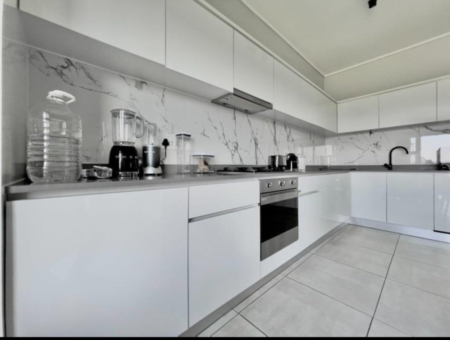 2 Bedroom Property for Sale in Waterfall Gauteng