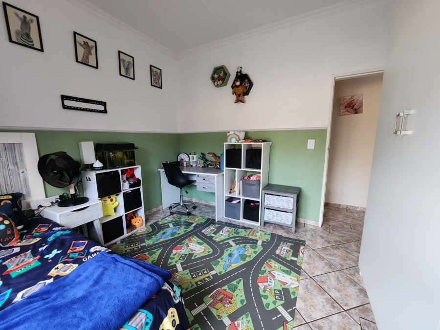 3 Bedroom Property for Sale in Annlin Gauteng