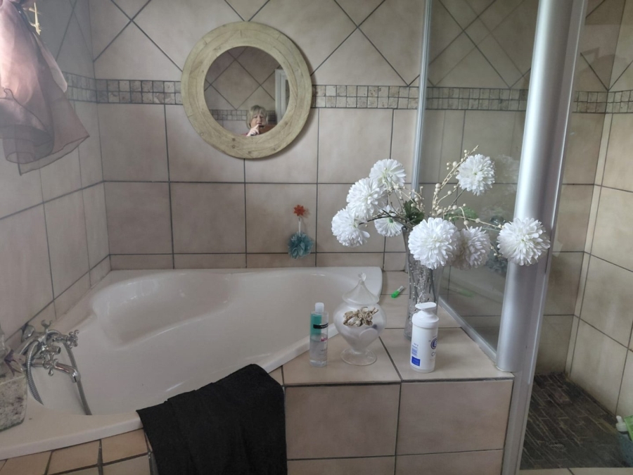 3 Bedroom Property for Sale in Wonderboom Gauteng