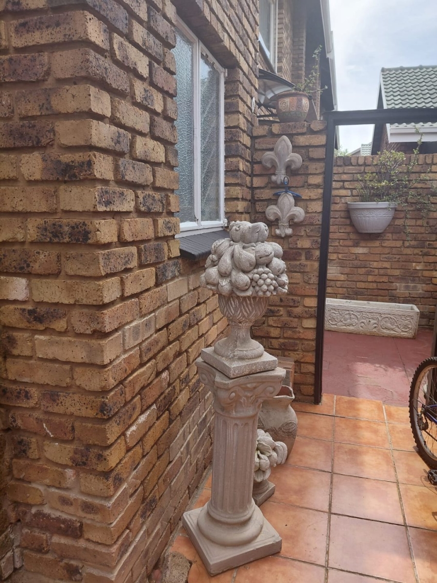 3 Bedroom Property for Sale in Wonderboom Gauteng