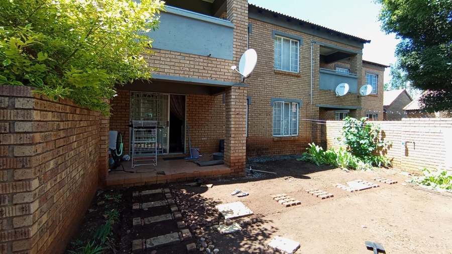 2 Bedroom Property for Sale in Equestria Gauteng