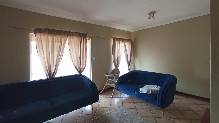2 Bedroom Property for Sale in Equestria Gauteng