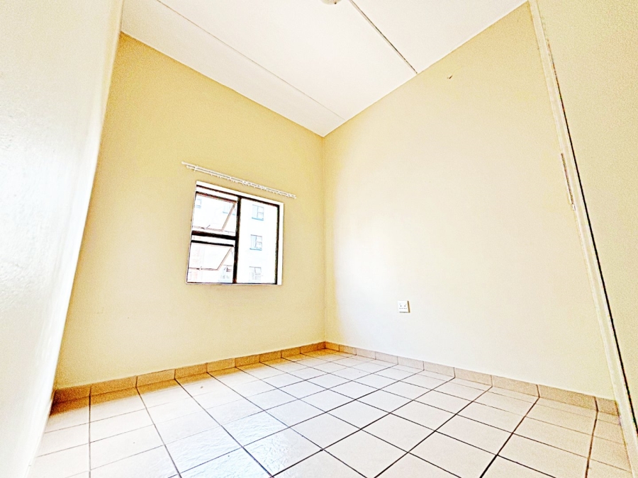 3 Bedroom Property for Sale in Die Hoewes Gauteng