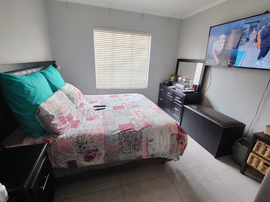 3 Bedroom Property for Sale in Monavoni Gauteng