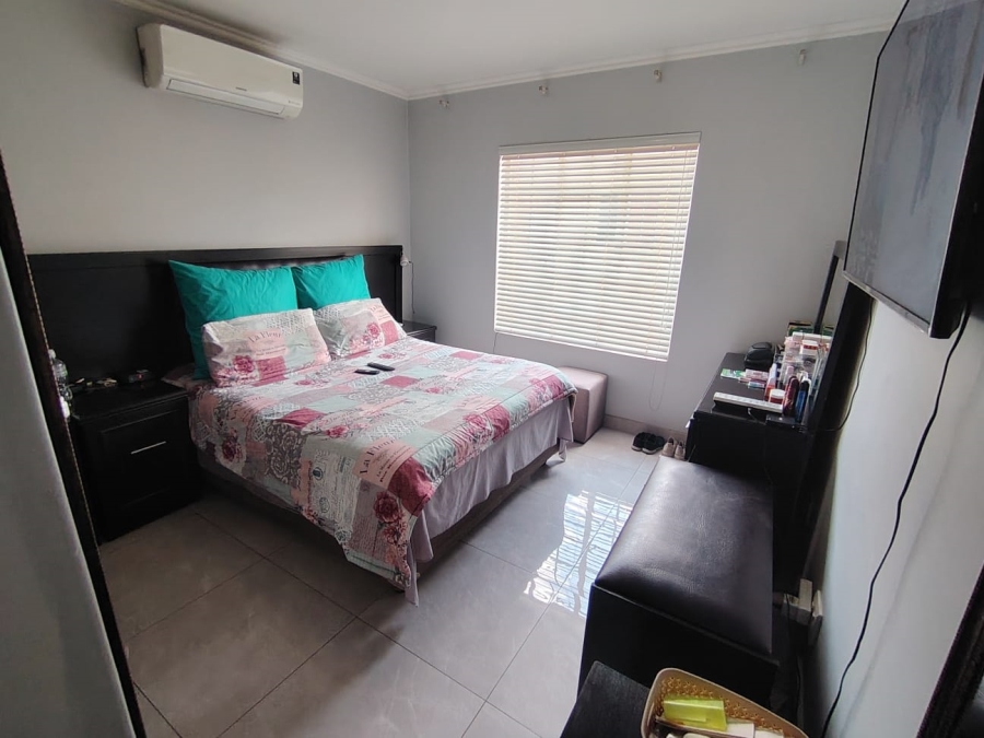 3 Bedroom Property for Sale in Monavoni Gauteng