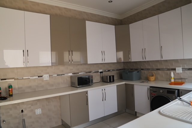 6 Bedroom Property for Sale in Magaliesberg Country Estate Gauteng