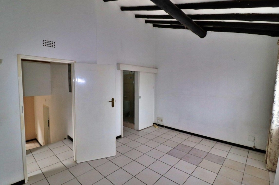 3 Bedroom Property for Sale in Sunnyrock Gauteng