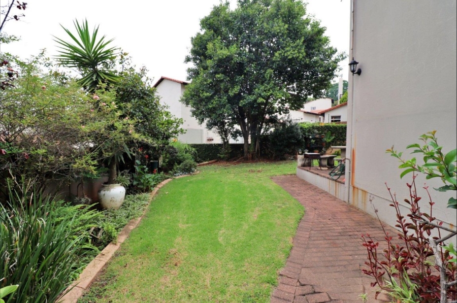 3 Bedroom Property for Sale in Sunnyrock Gauteng