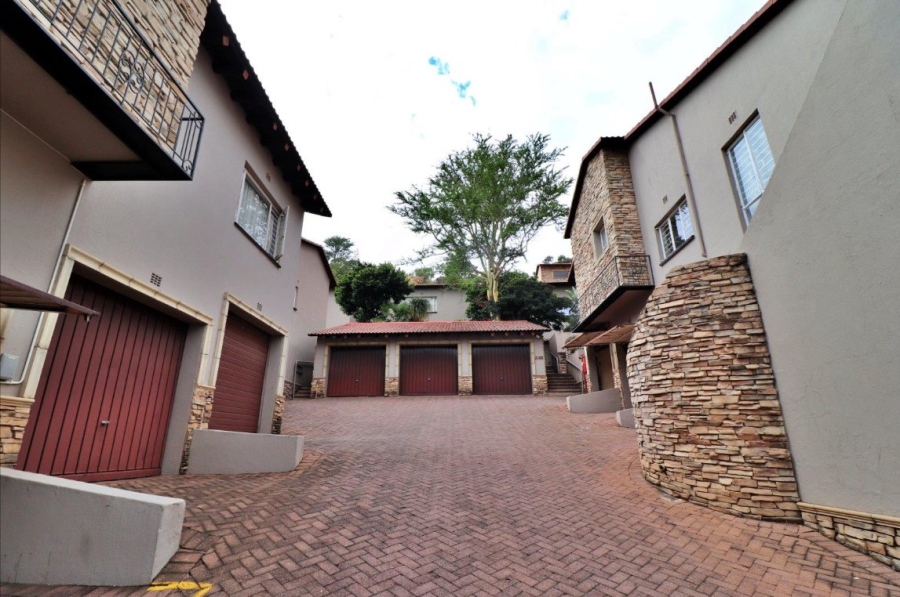 3 Bedroom Property for Sale in Sunnyrock Gauteng