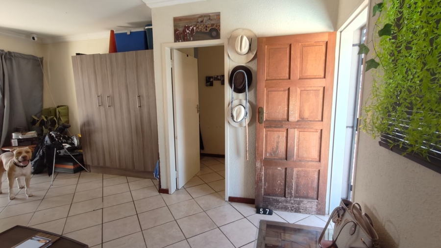 1 Bedroom Property for Sale in Annlin Gauteng