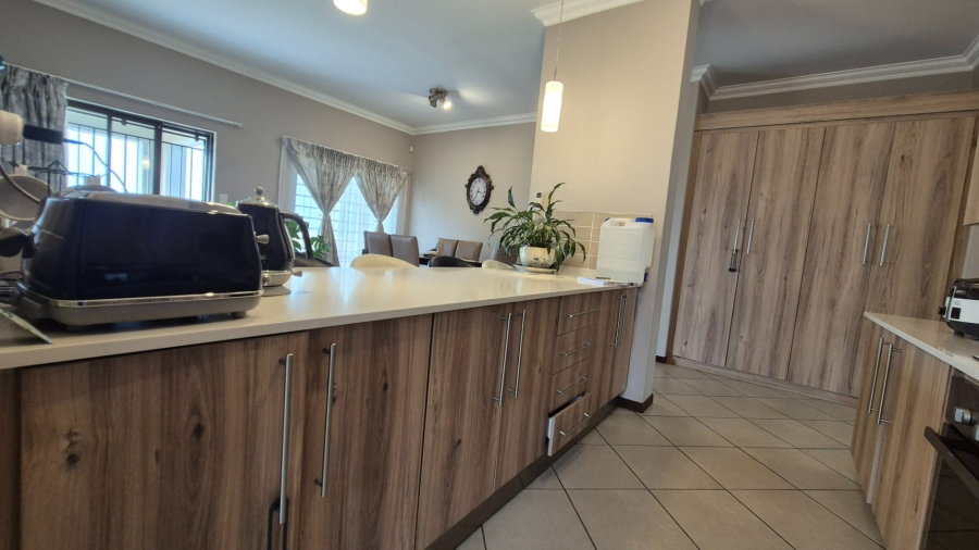 3 Bedroom Property for Sale in Sevilla Estate Gauteng