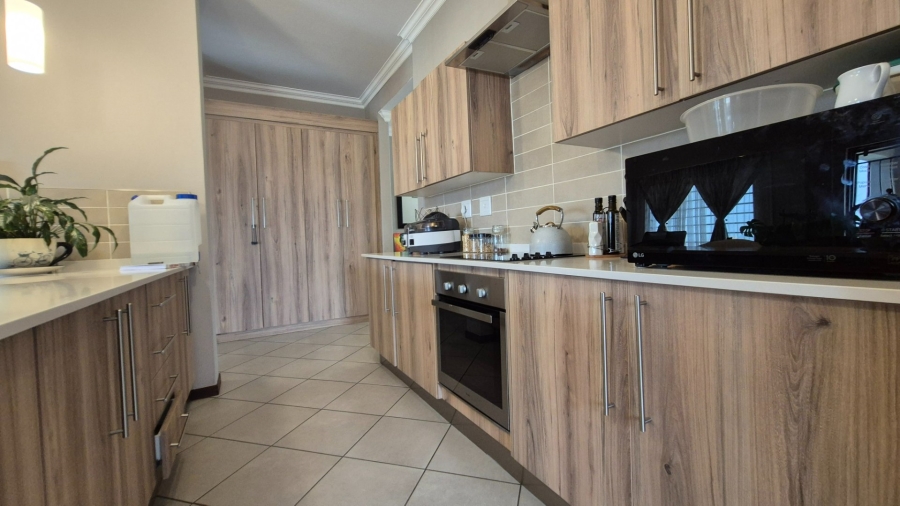 3 Bedroom Property for Sale in Sevilla Estate Gauteng