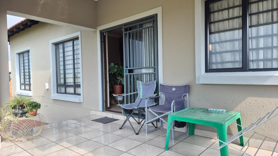 3 Bedroom Property for Sale in Sevilla Estate Gauteng
