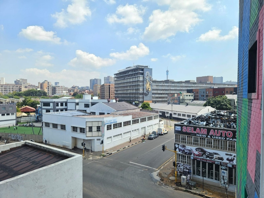 1 Bedroom Property for Sale in Maboneng Gauteng