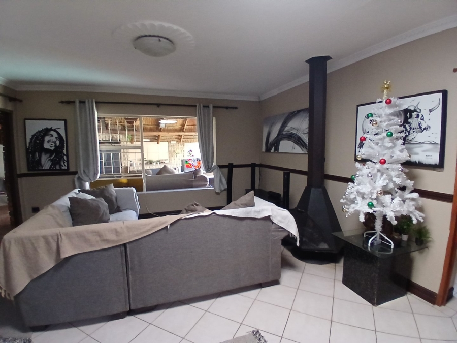 3 Bedroom Property for Sale in Eldoraigne Gauteng