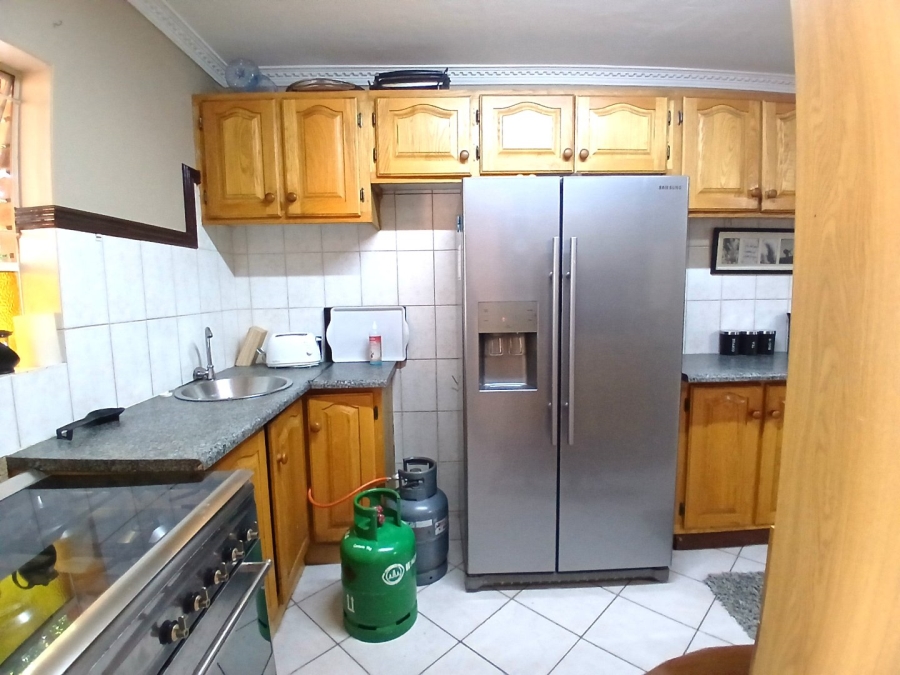 3 Bedroom Property for Sale in Eldoraigne Gauteng