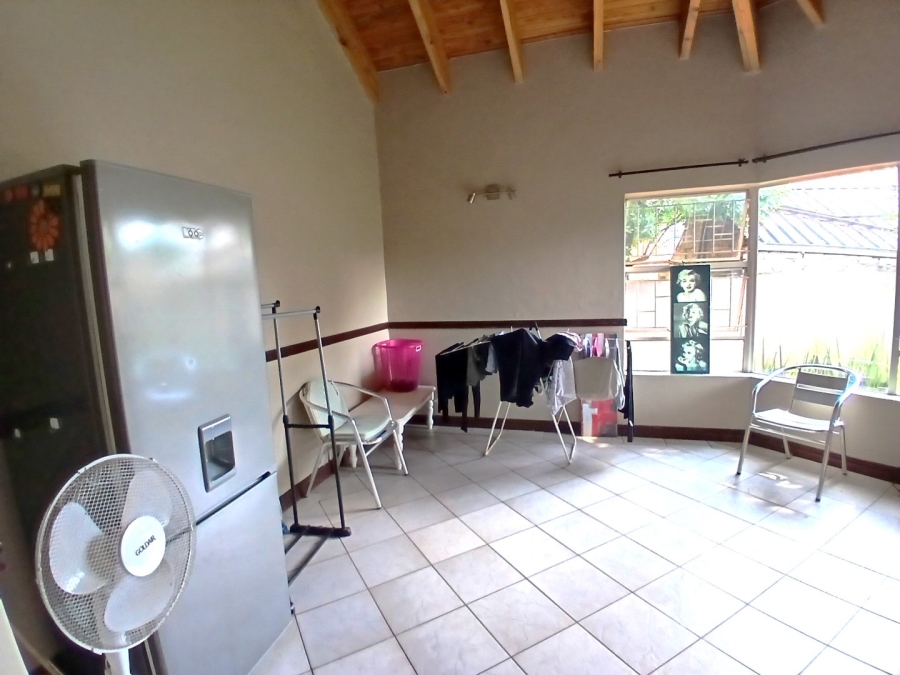 3 Bedroom Property for Sale in Eldoraigne Gauteng