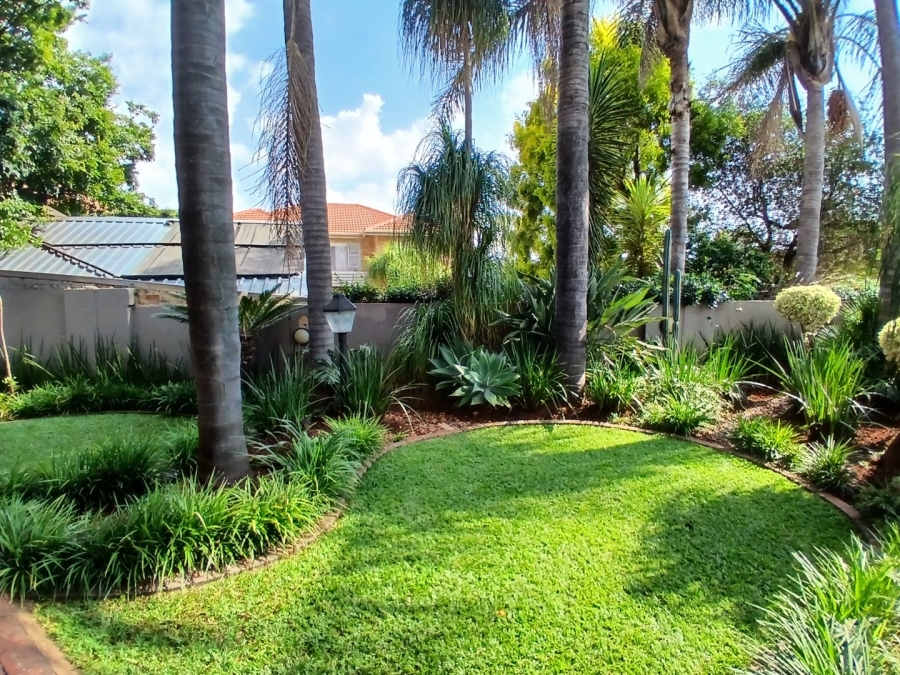 3 Bedroom Property for Sale in Eldoraigne Gauteng