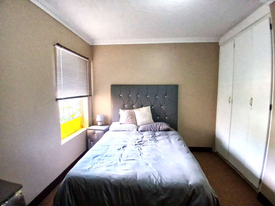 3 Bedroom Property for Sale in Eldoraigne Gauteng