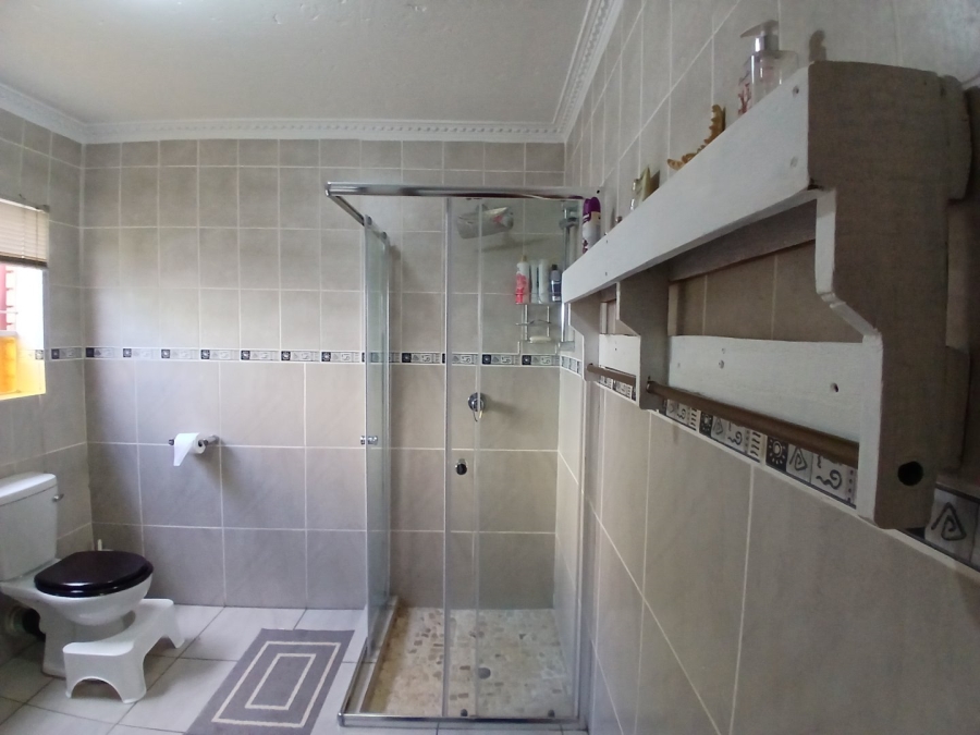 3 Bedroom Property for Sale in Eldoraigne Gauteng