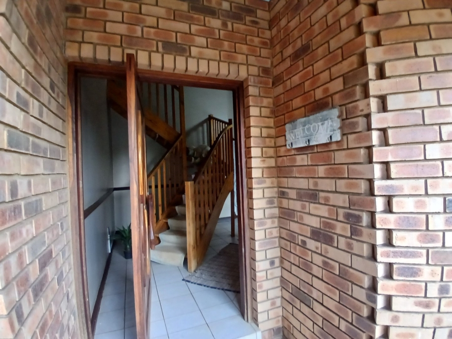 3 Bedroom Property for Sale in Eldoraigne Gauteng