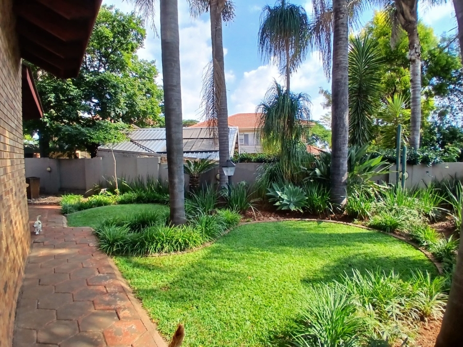 3 Bedroom Property for Sale in Eldoraigne Gauteng