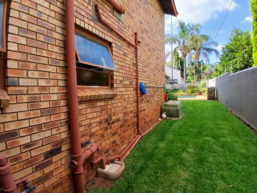 3 Bedroom Property for Sale in Eldoraigne Gauteng
