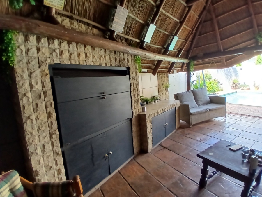 3 Bedroom Property for Sale in Eldoraigne Gauteng