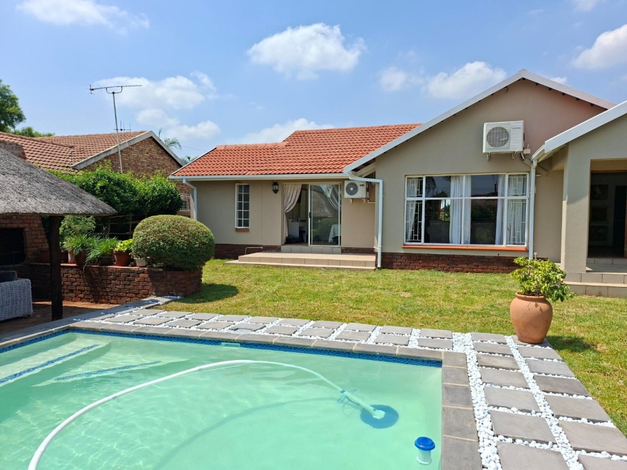 3 Bedroom Property for Sale in Montana Tuine Gauteng