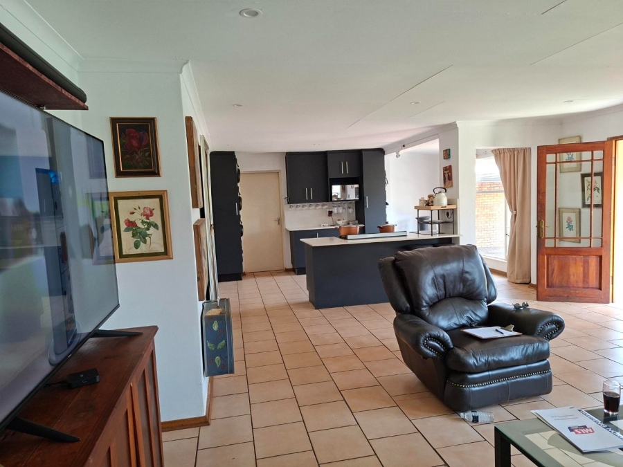 3 Bedroom Property for Sale in Montana Tuine Gauteng