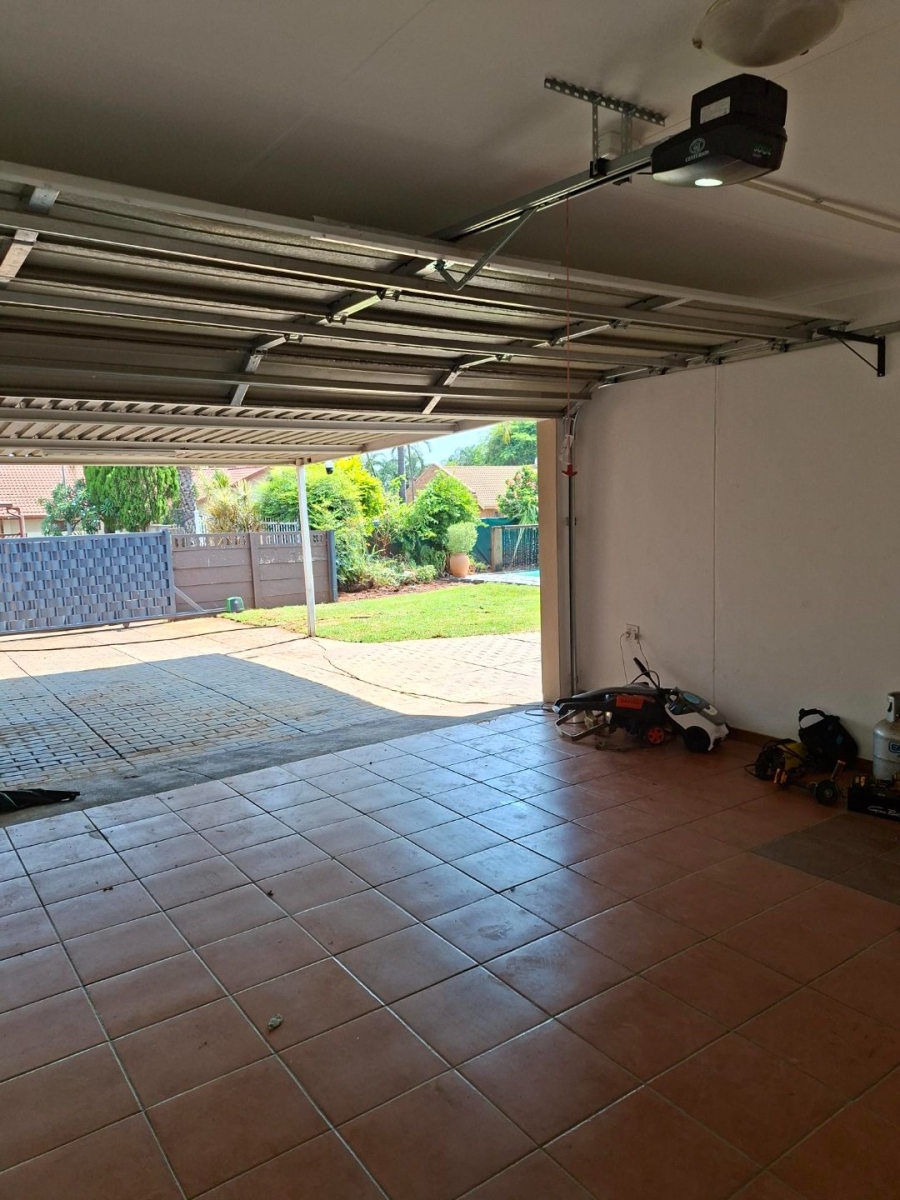 3 Bedroom Property for Sale in Montana Tuine Gauteng