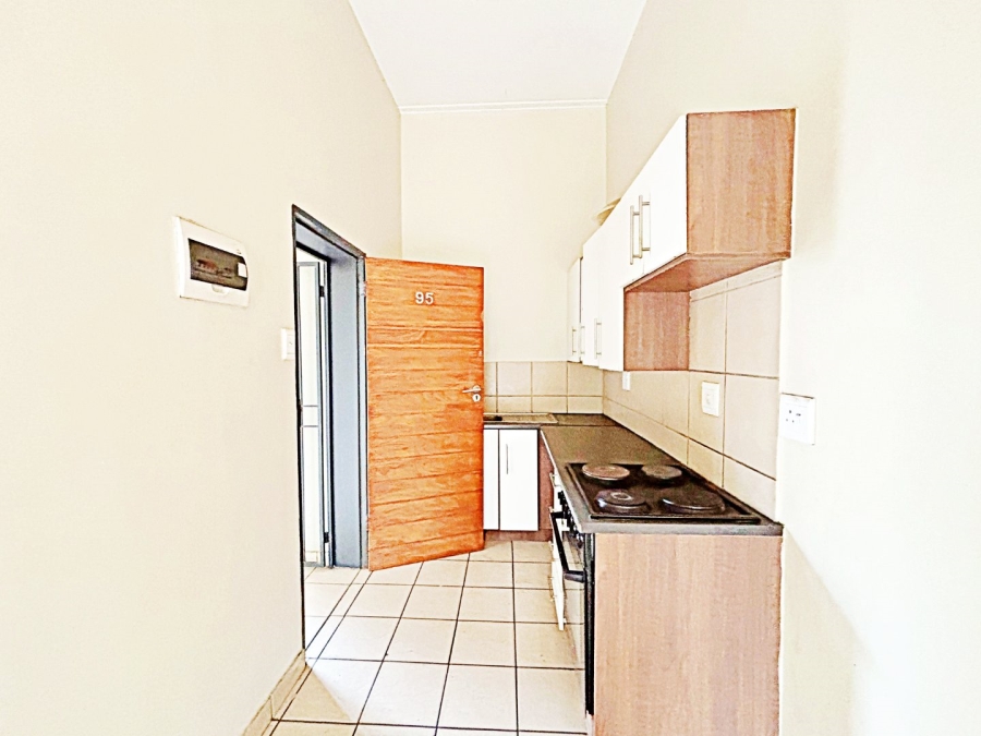 3 Bedroom Property for Sale in Die Hoewes Gauteng