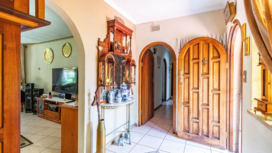 3 Bedroom Property for Sale in Bonaero Park Gauteng