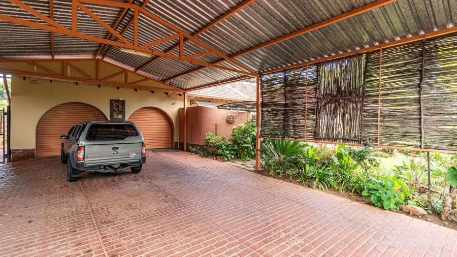 3 Bedroom Property for Sale in Bonaero Park Gauteng