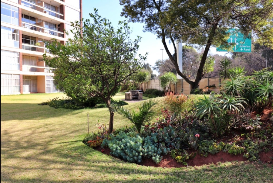 2 Bedroom Property for Sale in Denlee Gauteng