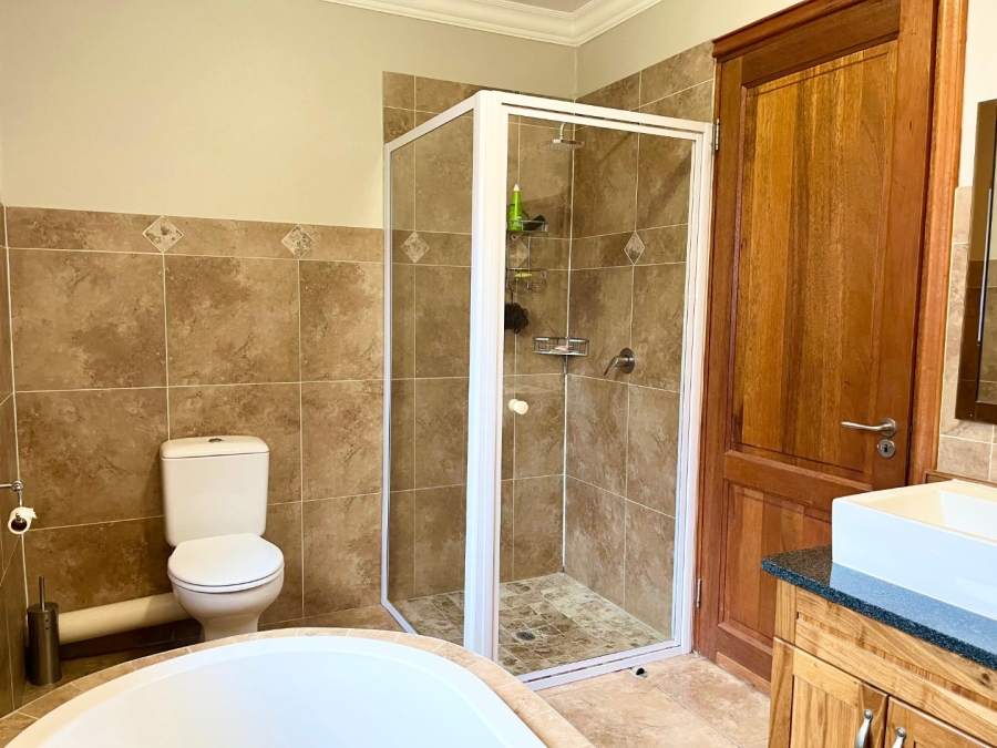 4 Bedroom Property for Sale in Louwlardia Gauteng