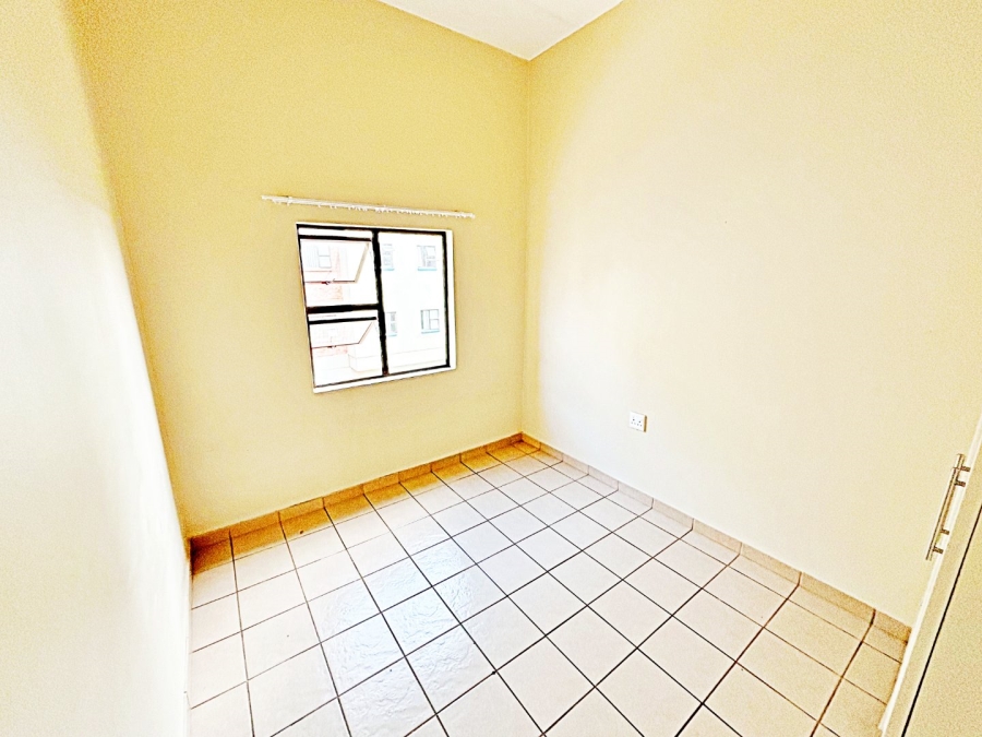 3 Bedroom Property for Sale in Die Hoewes Gauteng