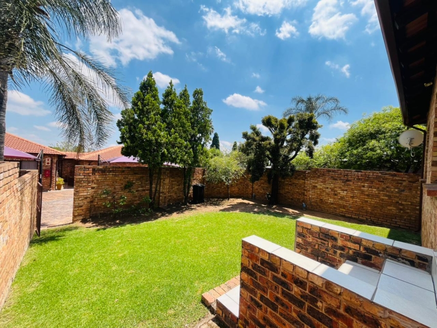 3 Bedroom Property for Sale in North Riding Gauteng