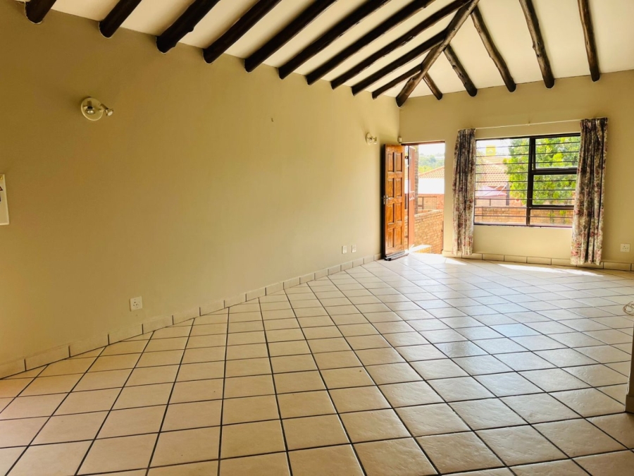 3 Bedroom Property for Sale in North Riding Gauteng